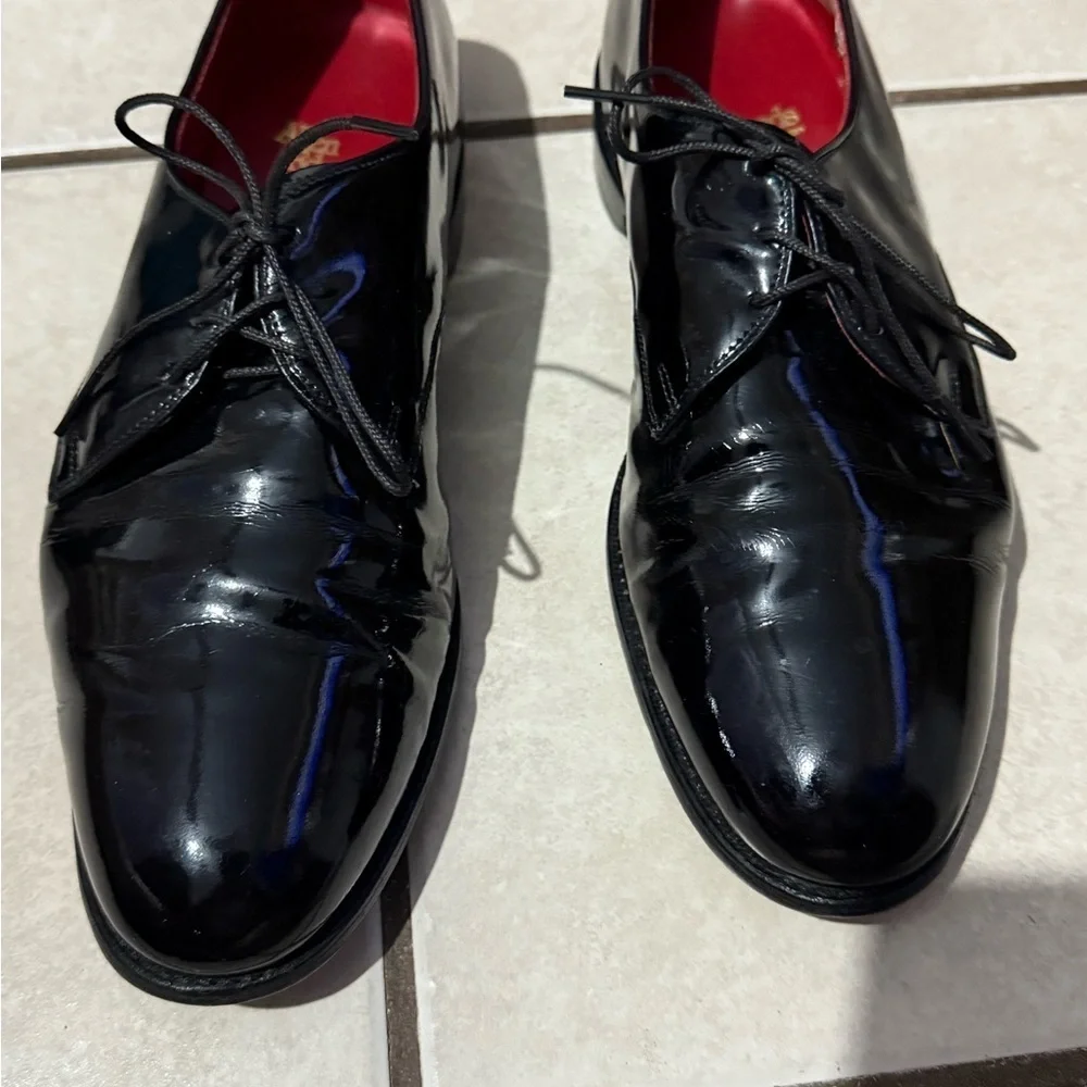 Allen Edmonds Black Oxford Shoes Sleek Formal Design